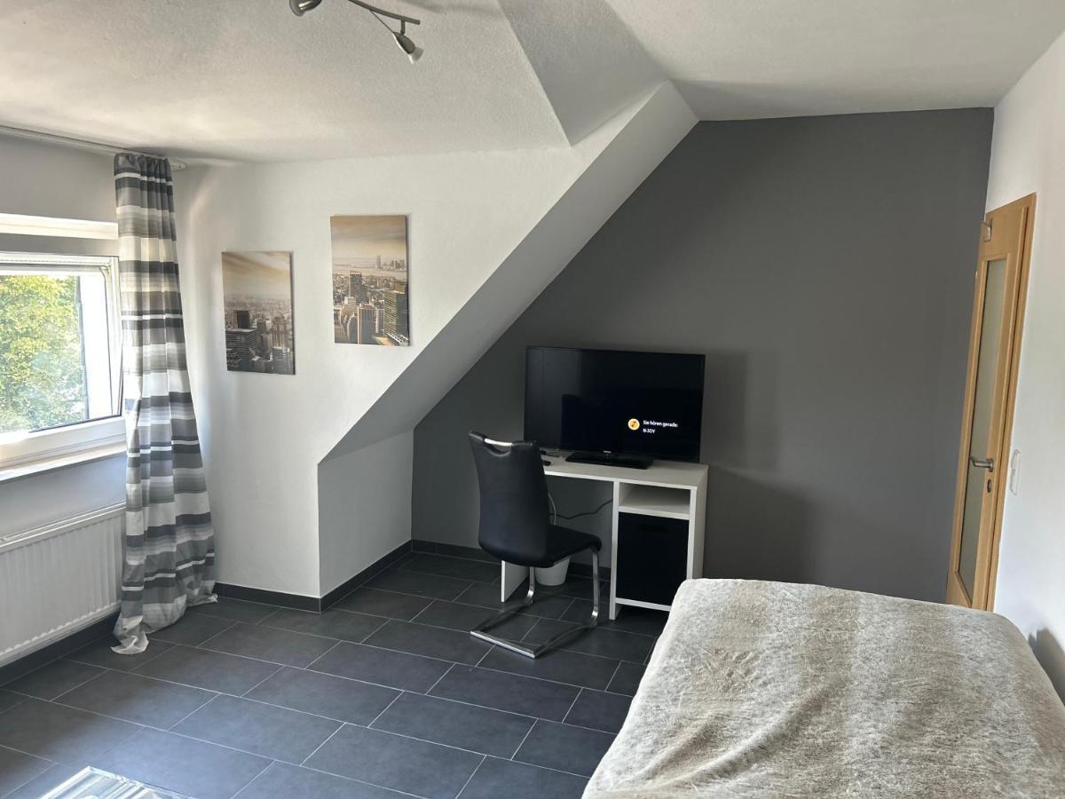 Schoener Wohnen In Apartment *